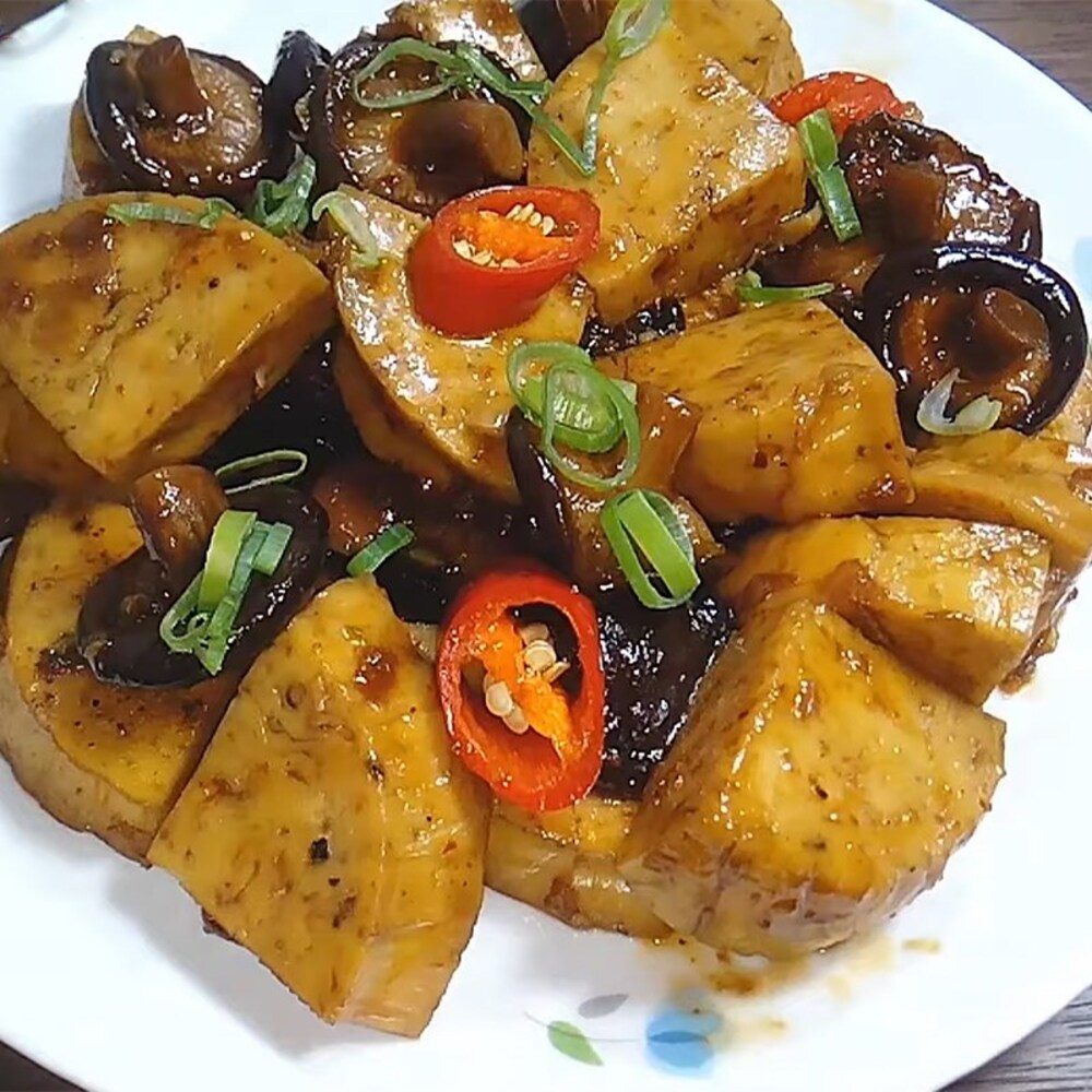 Cách Làm Chả Lụa Kho Nấm Ngon Đậm Đà